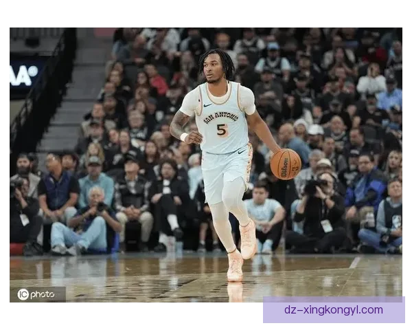 NBA周最佳卡斯尔约翰逊当选