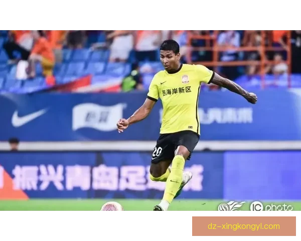 戴维森留在中国效力生活质量高 戴维森留在中国效力生活质量高